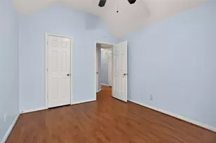 12530 Meadowglen Dr, Meadows Place, TX 77477 - Photo 29