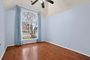 12530 Meadowglen Dr, Meadows Place, TX 77477 - Photo 27