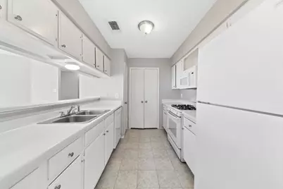 10635 Autumn Meadow Lane, Houston, TX 77064 - Photo 9