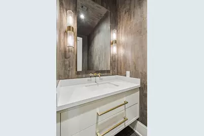 10106 Meadow Lake Lane, Houston, TX 77042 - Photo 17