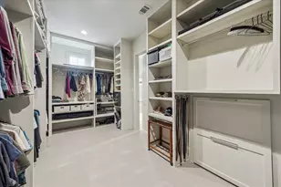 10106 Meadow Lake Ln, Houston, TX 77042 - Photo 21