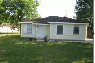 1312 Bernard St, Pasadena, TX 77506 - Photo 1