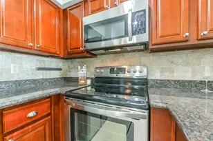 7312 Seawall Blvd, Galveston, TX 77551 - Photo 15