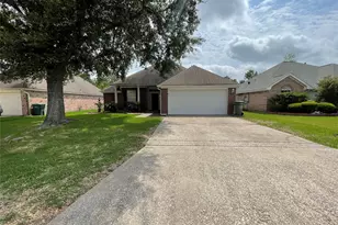 2140 Wildflower, Beaumont, TX 77713 - Photo 1