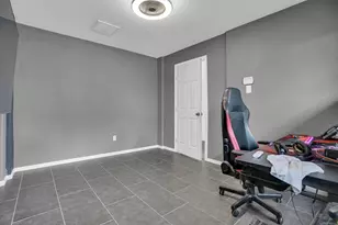 12919 Hammermill Ln, Houston, TX 77044 - Photo 17