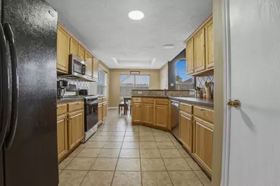 12919 Hammermill Lane, Houston, TX 77044 - Photo 9