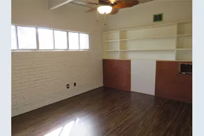 1505 Oak Ridge Drive, Dickinson, TX 77539 - Photo 7