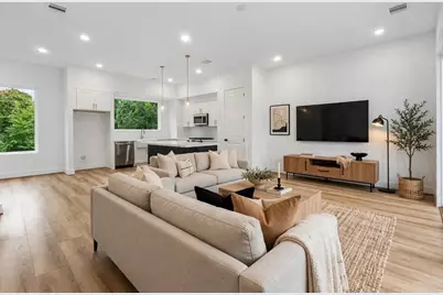4802 Elysian Street #E, Houston, TX 77009 - Photo 5