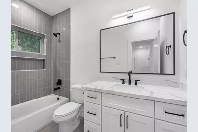 4802 Elysian Street #E, Houston, TX 77009 - Photo 17