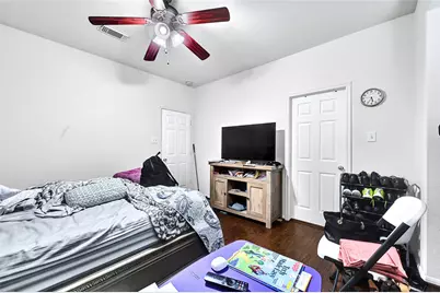 7826 Dairy View Lane, Houston, TX 77072 - Photo 17