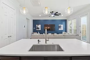 11119 Sherwood Forest Glen Dr, Houston, TX 77043 - Photo 15