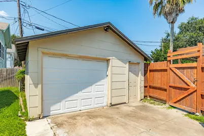 4910 Wharton Drive, Galveston, TX 77551 - Photo 21