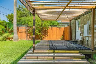 4910 Wharton Dr, Galveston, TX 77551 - Photo 19