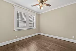 426 W 26th St, Houston, TX 77008 - Photo 27