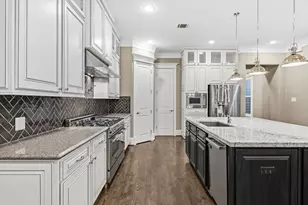 426 W 26th St, Houston, TX 77008 - Photo 13