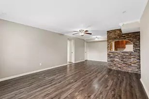 1860 White Oak Dr, Houston, TX 77009 - Photo 5