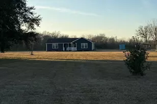 6047 W Creek Rd, East Bernard, TX 77435 - Photo 29