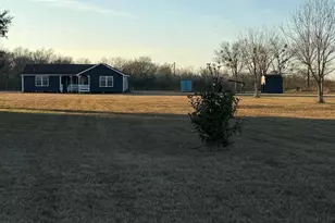 6047 W Creek Rd, East Bernard, TX 77435 - Photo 3