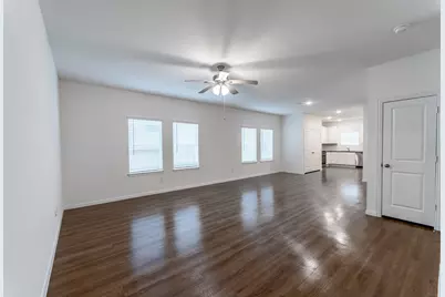 3191 Savannah Rose Drive, Angleton, TX 77515 - Photo 7