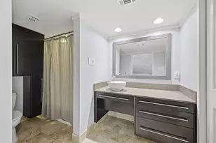 12126 Kimberley Ln, Houston, TX 77024 - Photo 21