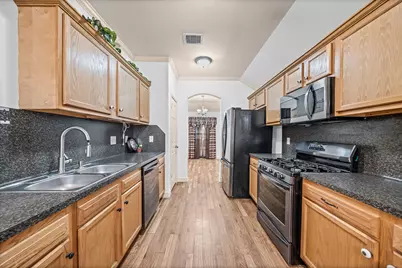 8421 Lawler Street, Houston, TX 77051 - Photo 13