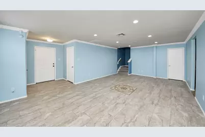 12102 Helvick Crescent Avenue, Houston, TX 77051 - Photo 11