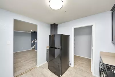 12102 Helvick Crescent Avenue, Houston, TX 77051 - Photo 7