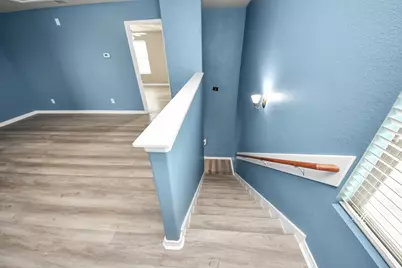 12102 Helvick Crescent Avenue, Houston, TX 77051 - Photo 15