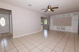 417 N Meinecke St, Bellville, TX 77418 - Photo 13