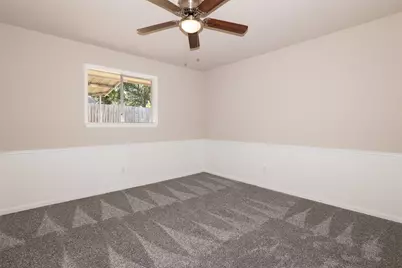 417 N Meinecke Street, Bellville, TX 77418 - Photo 39
