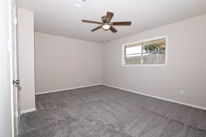 417 N Meinecke Street, Bellville, TX 77418 - Photo 29