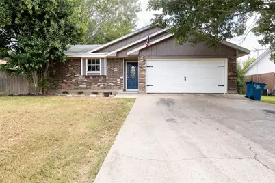 417 N Meinecke Street, Bellville, TX 77418 - Photo 1