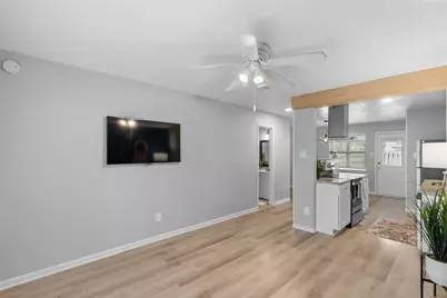 1409 Airline Drive #D, College Station, TX 77845 - Photo 5