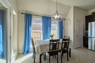 3415 Sterling Garden Ln, Pearland, TX 77584 - Photo 11