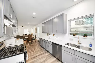 6917 Rook Boulevard, Houston, TX 77087 - Photo 11