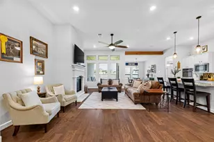 11806 Autumn Leaf Dr, Mont Belvieu, TX 77535 - Photo 5