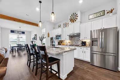 11806 Autumn Leaf Drive, Mont Belvieu, TX 77535 - Photo 9