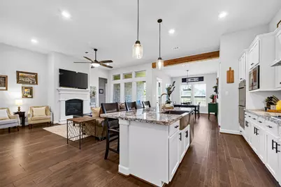 11806 Autumn Leaf Drive, Mont Belvieu, TX 77535 - Photo 11