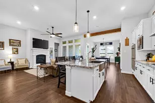 11806 Autumn Leaf Dr, Mont Belvieu, TX 77535 - Photo 11
