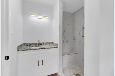 5926 Warm Springs Road, Houston, TX 77035 - Photo 17