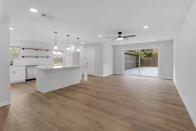 5926 Warm Springs Road, Houston, TX 77035 - Photo 3