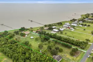 11910 Cedar Gully Rd, Beach City, TX 77523 - Photo 17