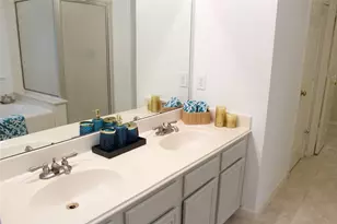 22623 Holly Lake Dr, Katy, TX 77450 - Photo 13