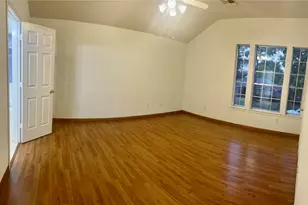 22623 Holly Lake Dr, Katy, TX 77450 - Photo 9