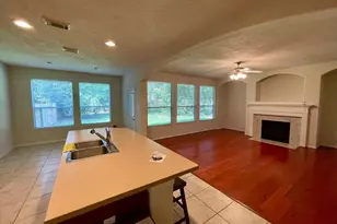 11 Nestlewood Pl, Spring, TX 77382 - Photo 3