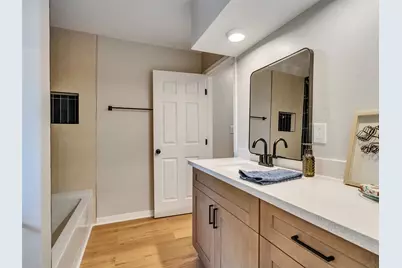 6614 Golf Crest Drive, Galveston, TX 77551 - Photo 25