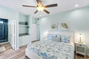988 Jean St, Gilchrist, TX 77617 - Photo 25