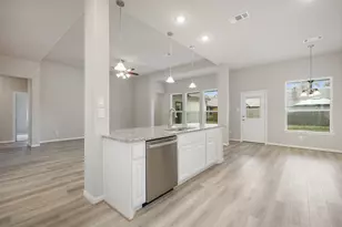 213 Woodhaven, West Columbia, TX 77486 - Photo 11