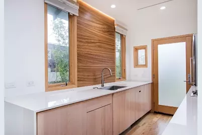 811 E 23rd Street, Houston, TX 77009 - Photo 9