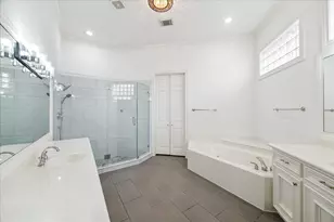 4111 Thistle Hill Ct, Sugar Land, TX 77479 - Photo 17